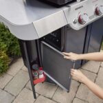 Genesis SP-E-335 Gas Grill - Image 9